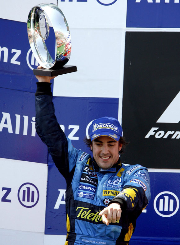 索伯车队横扫威廉姆斯，阿隆索扛起全队