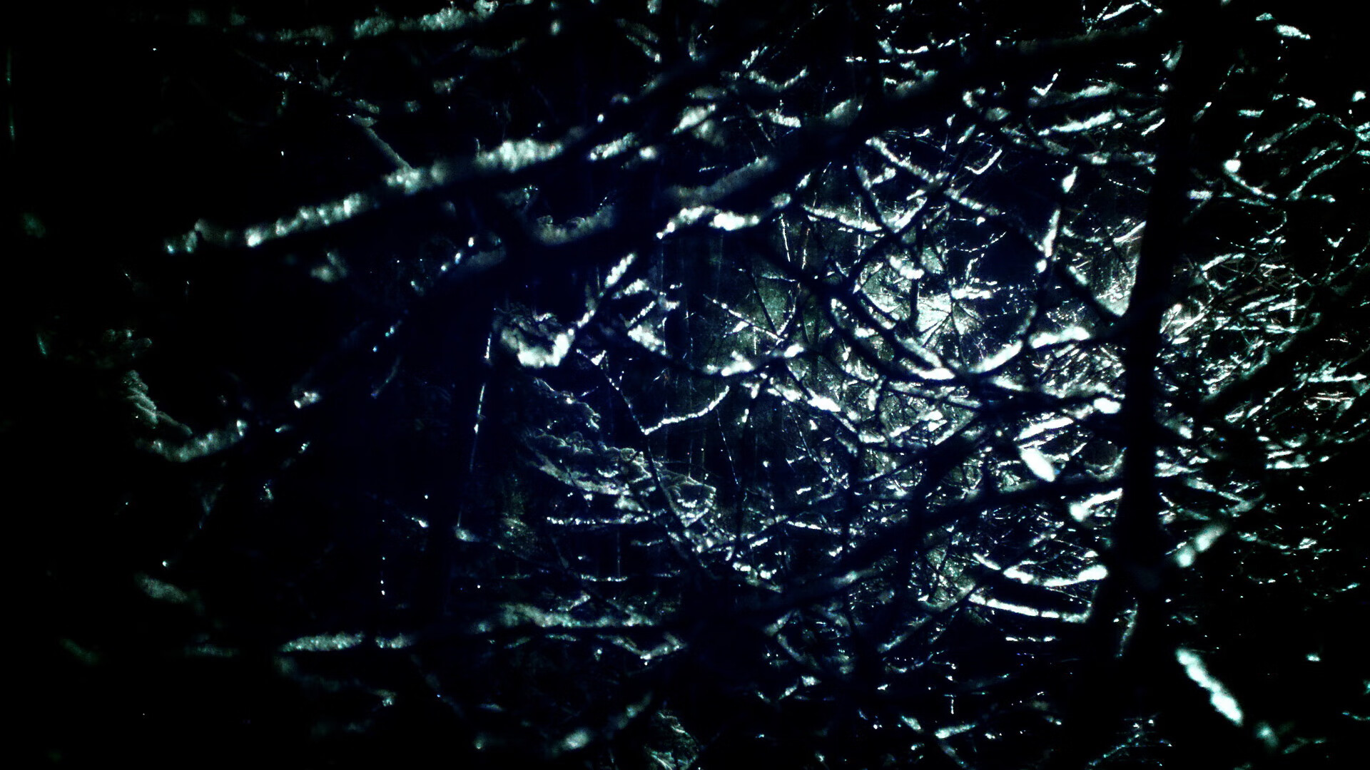 唯一悬念，当巴斯托尼的手术刀切开年度焦点之夜的咽喉