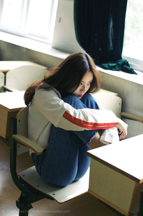 千年古城对绿茵巨龙，当威尔士的坚韧遇上佛罗伦萨的华丽